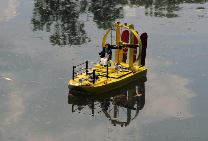 Schiffsmodell - Sumpfboot - Eigenbau