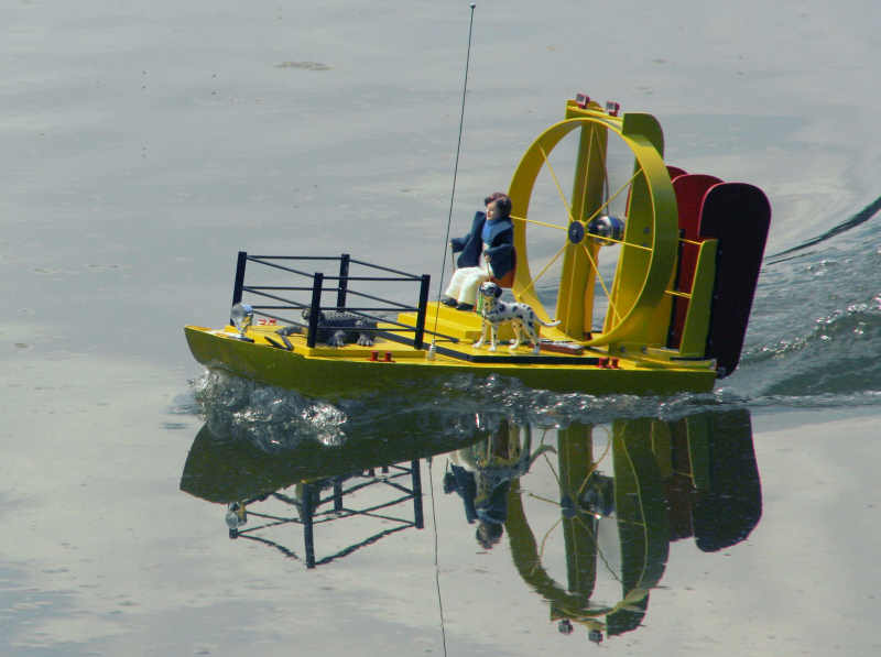 Schiffsmodell - Sumpfboot - Eigenbau